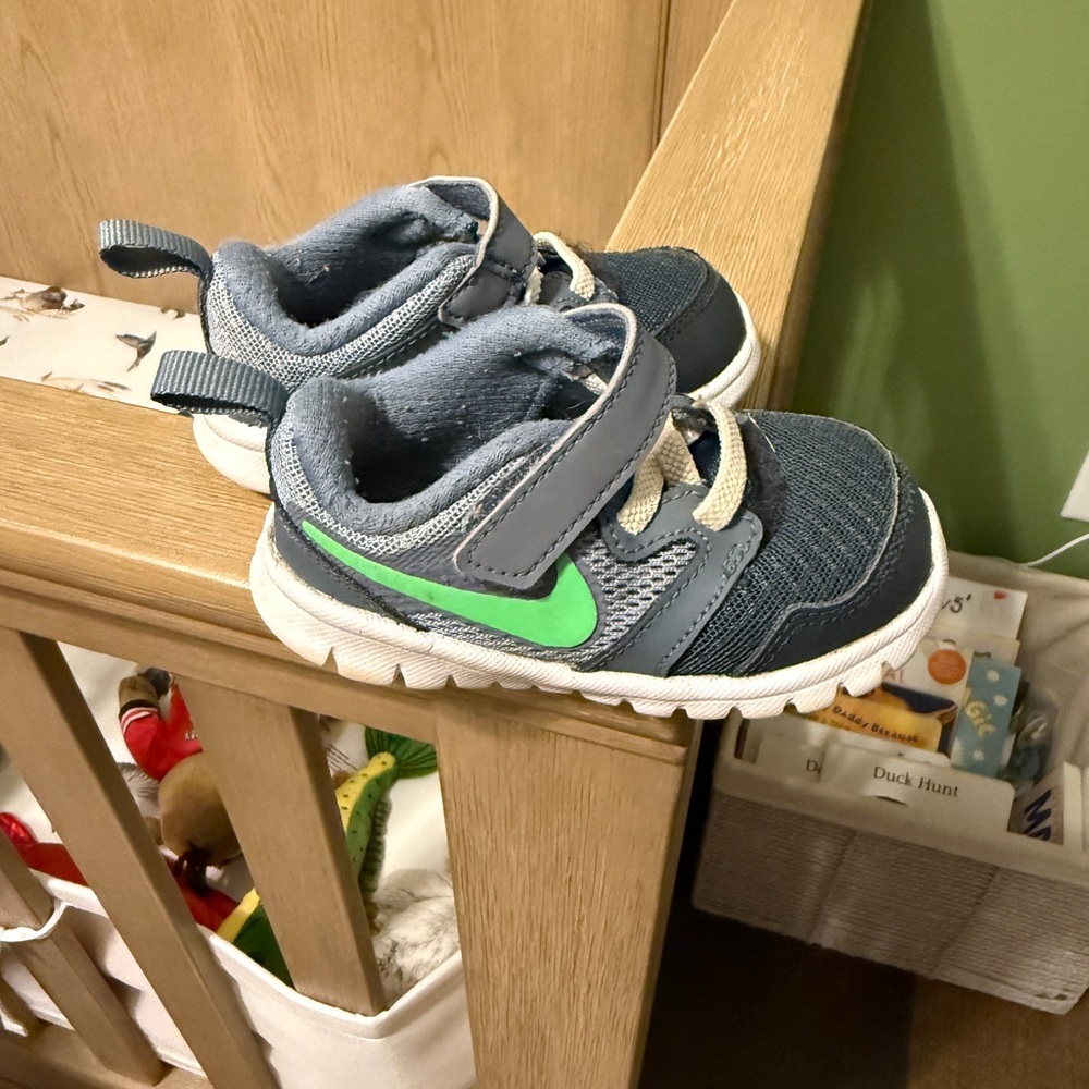 Nike Kids Sneakers - Dark Gray and Neon Green